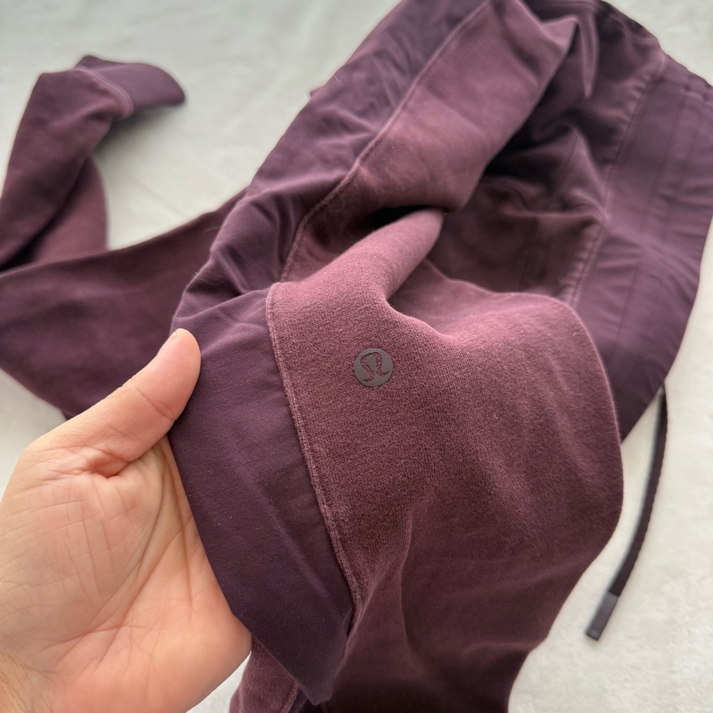 Lululemon Get Going Jogger 28.5" in Black Cherry - Picture 5 of 5